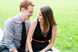 Becca + Chris - Old City Philadelphia Engagement Session - Alison Dunn Photography photo