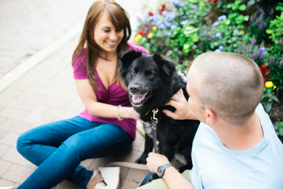 Lauren + Steve - Old City Engagement Session - Alison Dunn Photography photo