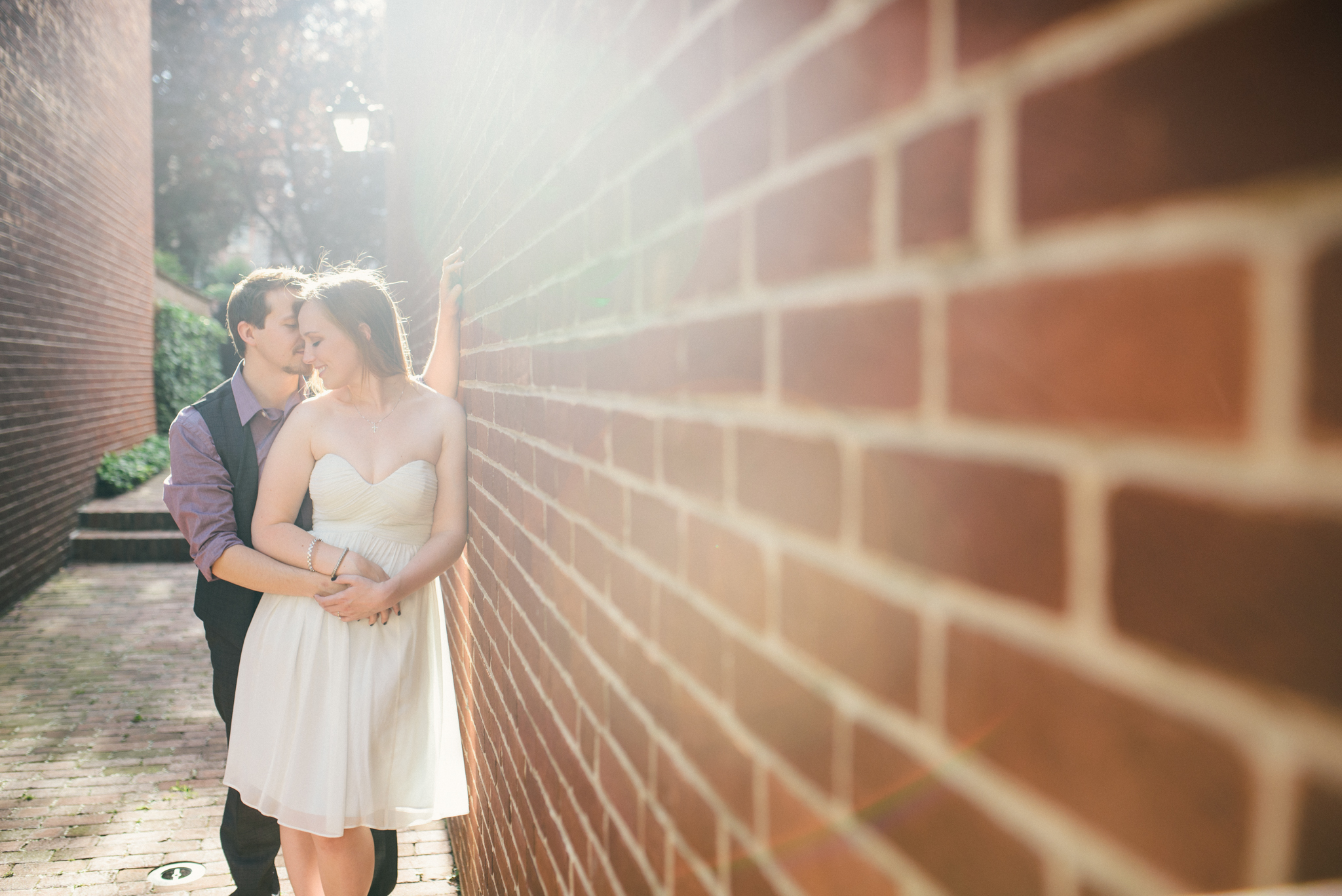 Alex + Kamil - Old City Philadelphia Engagement Session - Alison Dunn Photography photo