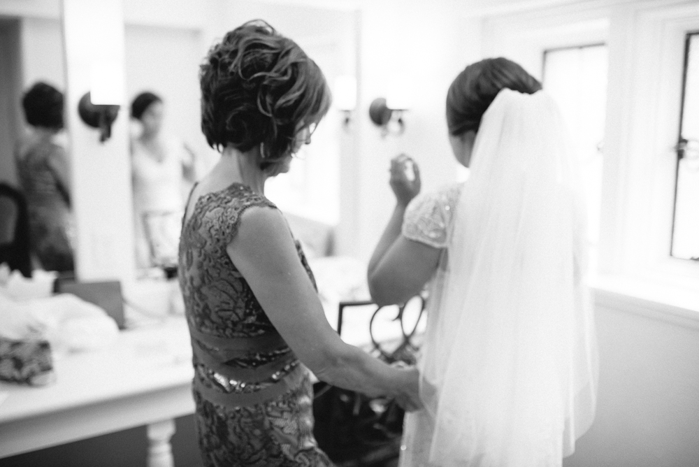 5 - Valerie + Trevor - Merion Tribute House Wedding - Philadelphia Wedding Photographer - Alison Dunn Photography photo