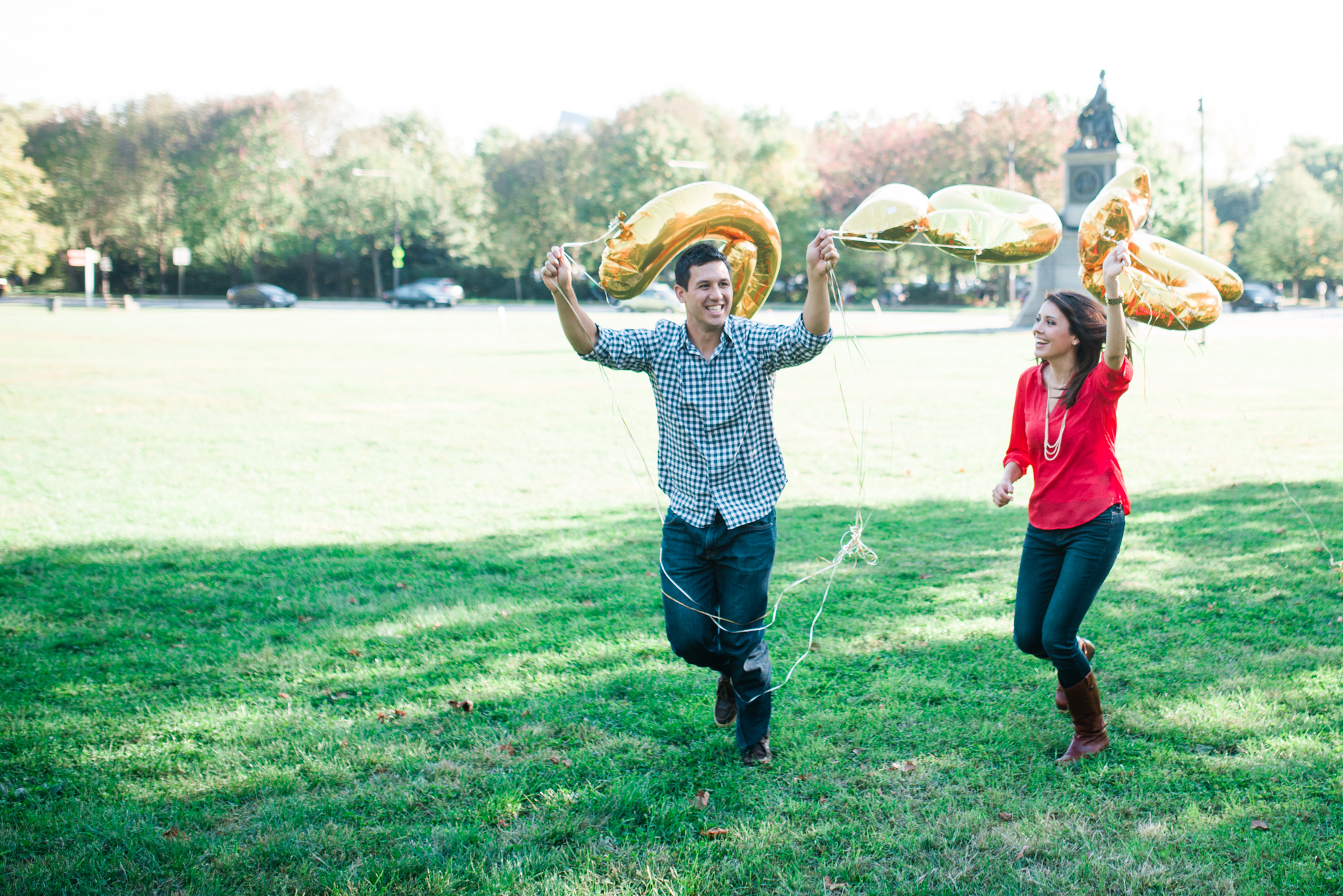 12 - Chris + Sarah - Fairmount Philadelphia Engagement Session - Alison Dunn Photography photo