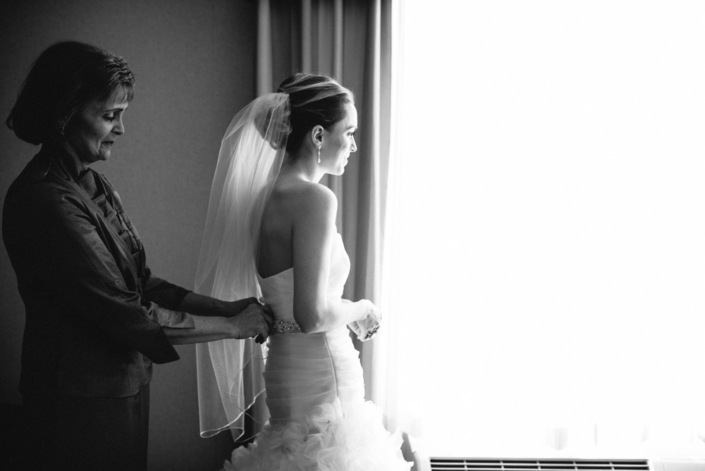Crowne Plaza Philadelphia Bridal Suite - Bucks County Wedding Photographer photo