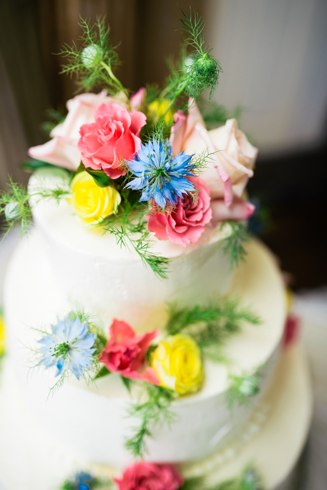 Summer Wedding Cake photo