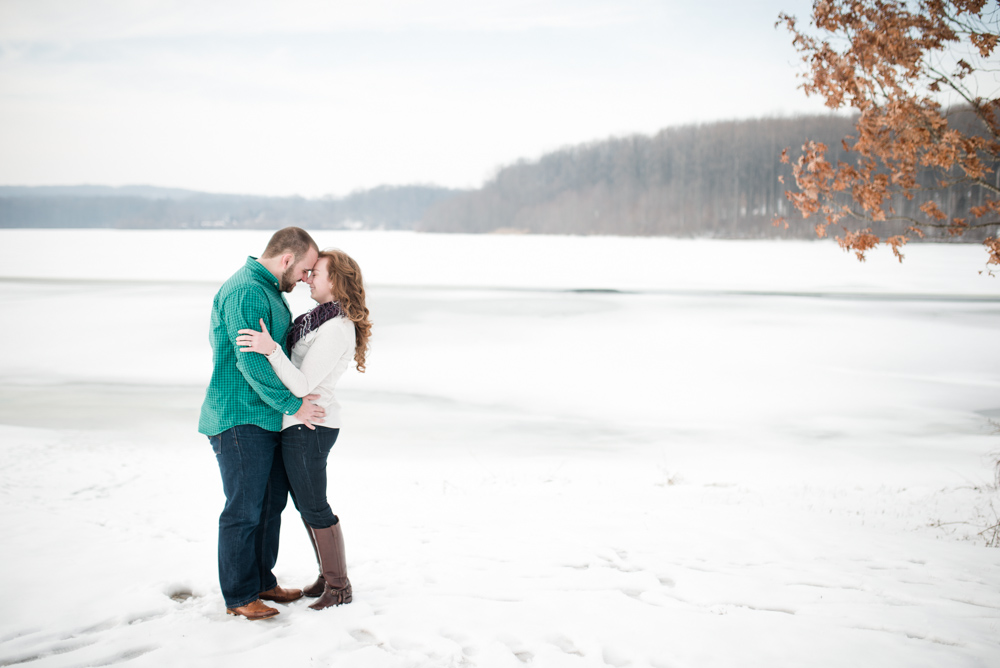 libby-nick-hibernia-county-park-coatesville-engagement-session-alison-dunn-photography-photo-2.jpg