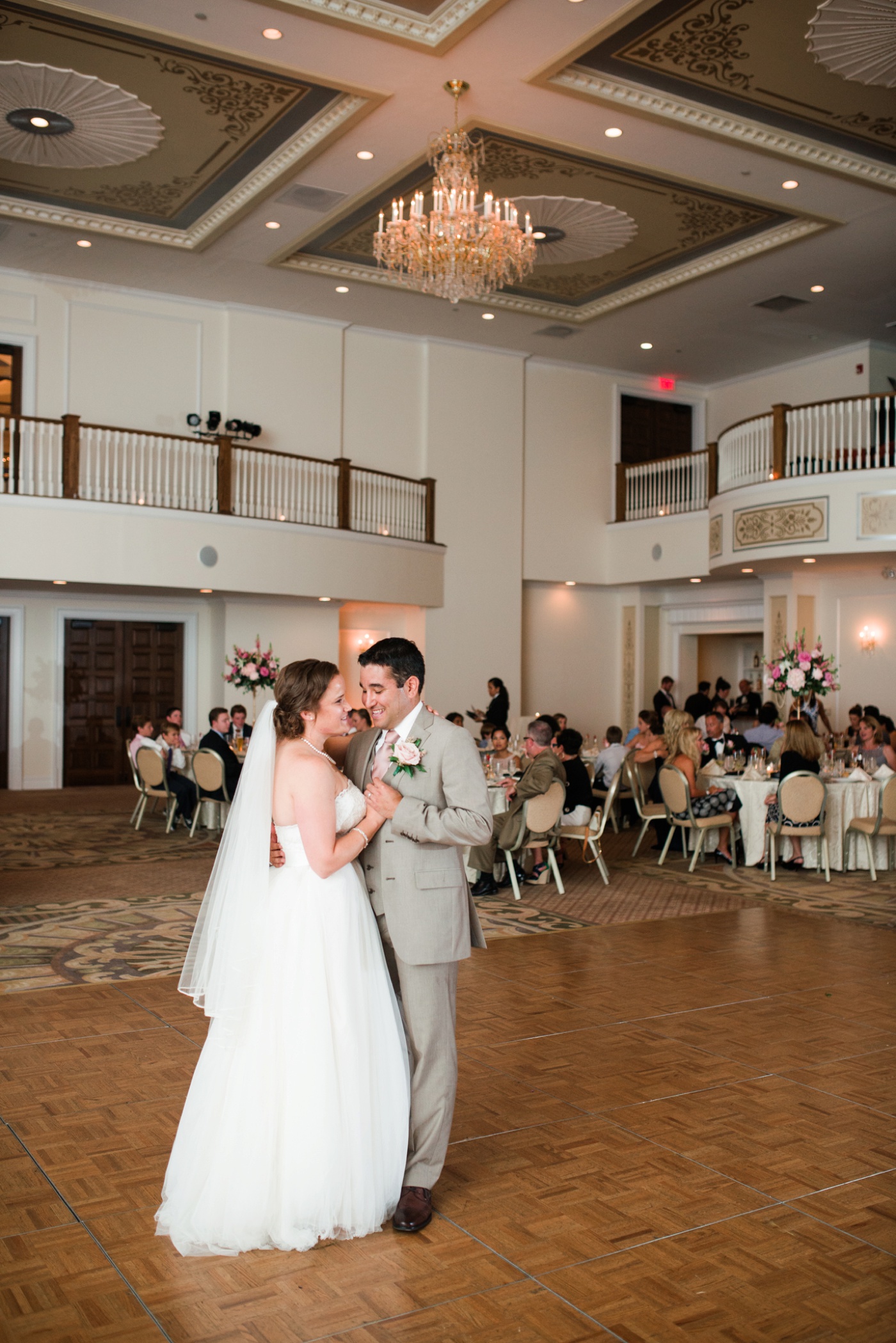 Amanda + Ruben - The Carriage House Wedding - Galloway New Jersey Photographer - Alison Dunn Photography-106