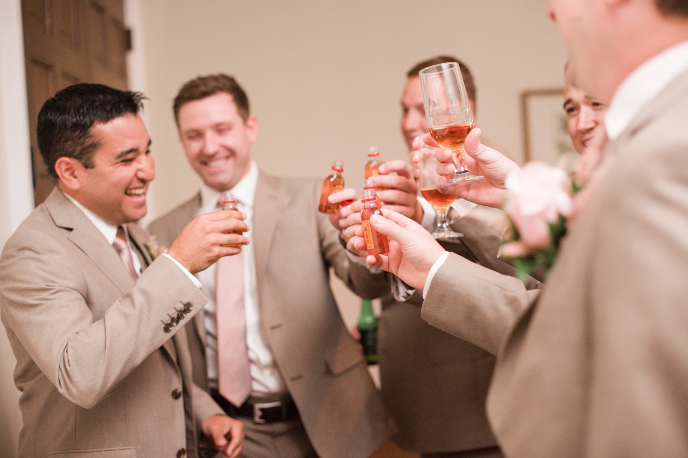 Amanda + Ruben - The Carriage House Wedding - Galloway New Jersey Photographer - Alison Dunn Photography-30