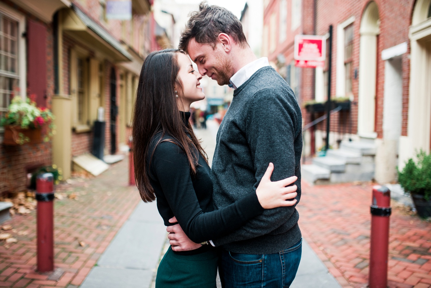 Matt + Liz - Old City Engagement Session - Philadelpha Wedding Photographer - Alison Dunn Photography photo