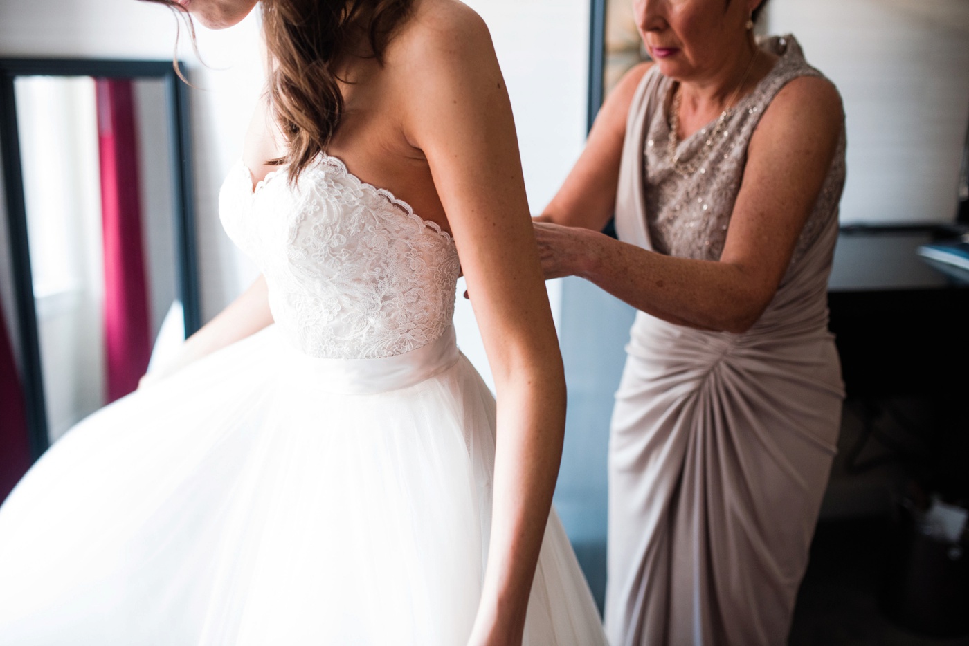 62 - Getting Ready Recap - Philadelphia Wedding Photographer - Alison Dunn Photography photo