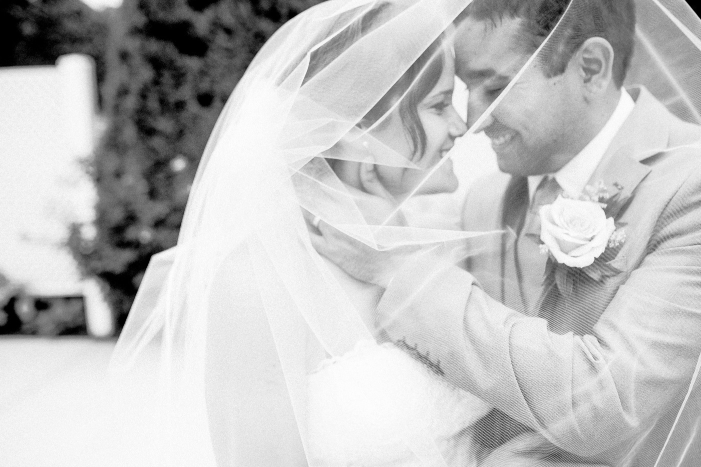 71 - Bride + Groom Portraits - Philadelphia Wedding Photographer - Alison Dunn Photography photo