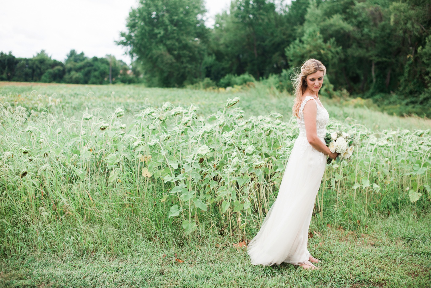 9 - Lauren + Steve - Historic Penn Farm - New Castle Delaware Wedding Photographer - Alison Dunn Photography photo