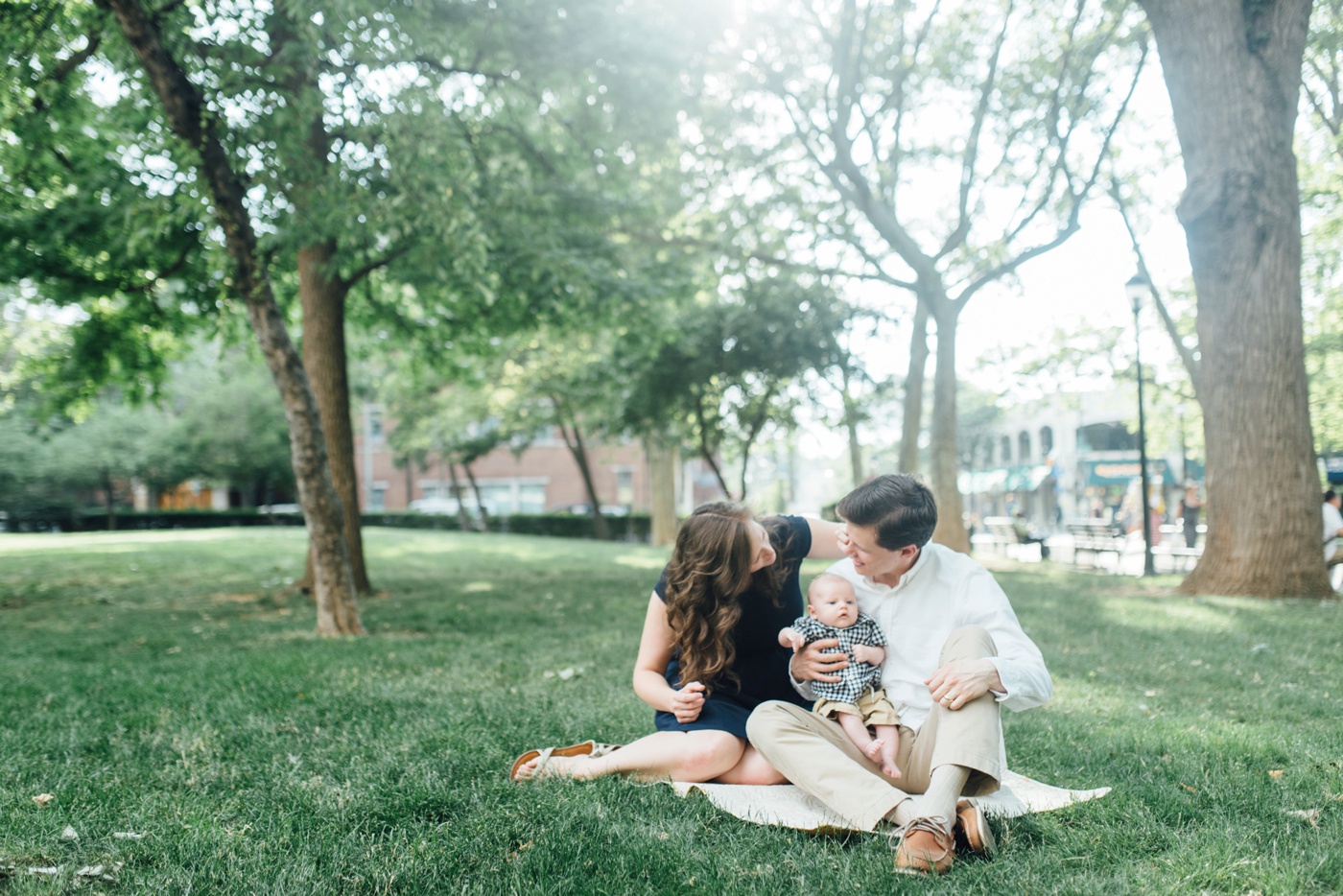 Erika + Andrew - University of Pennsylvania Family Session - Philadelphia Lifestlye Photographer - Alison Dunn Photography photo