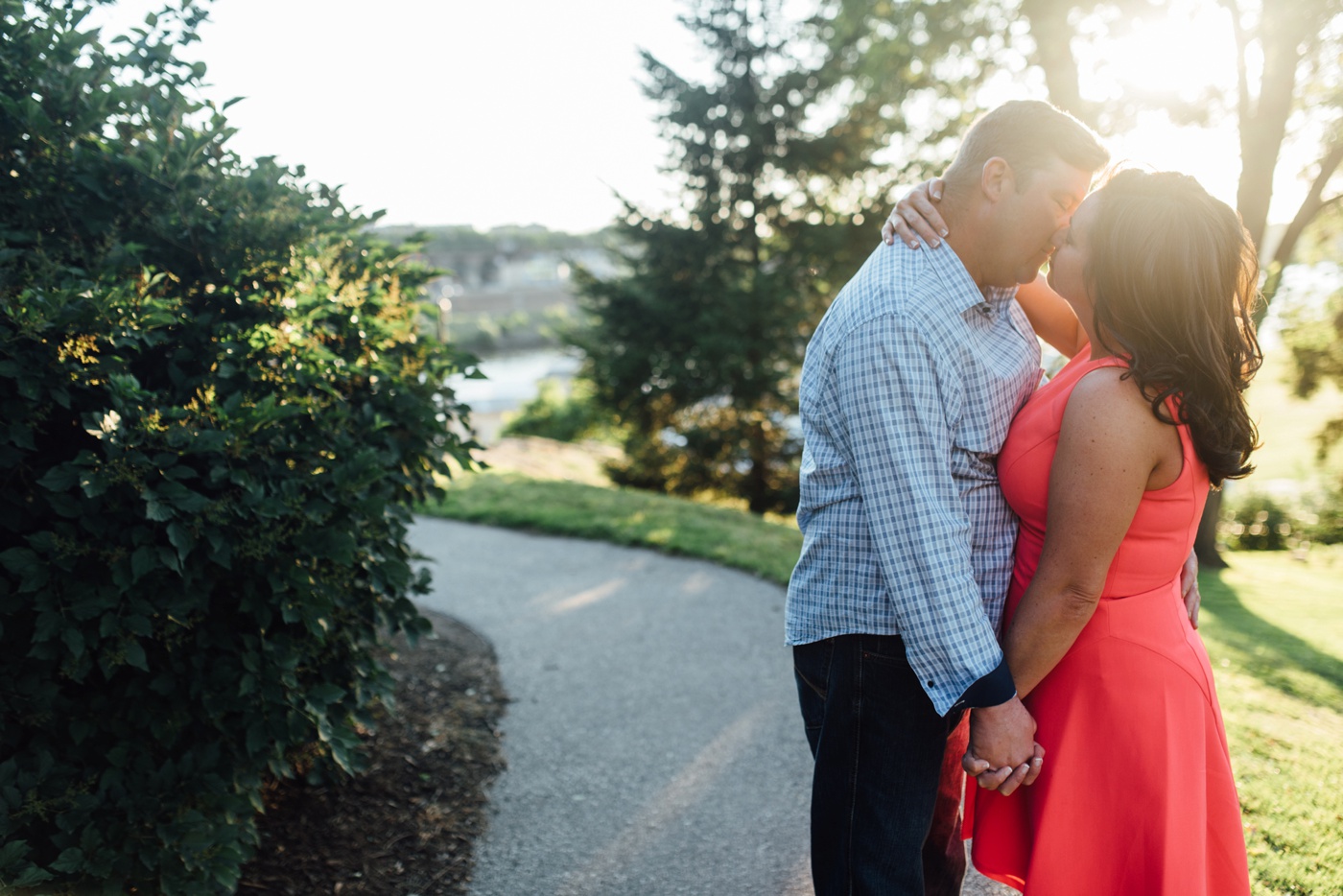 Lisa + Brian - Philadelphia Museum of Art - Fairmount Philadelphia Engagement Session - Alison Dunn Photography photo