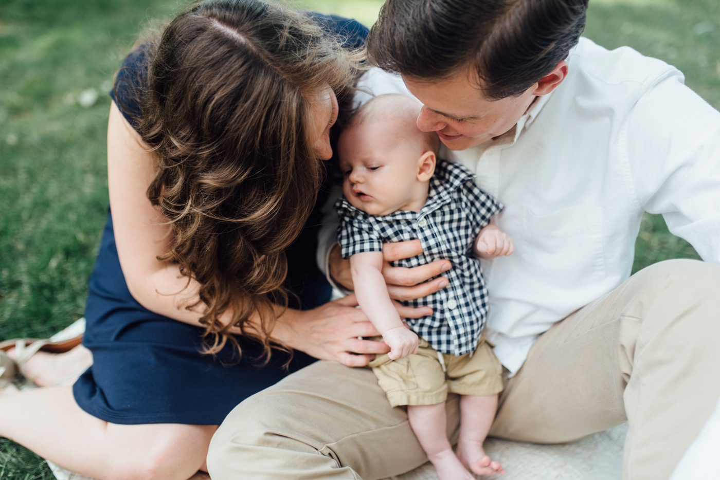 2 - Erika + Andrew - University of Pennsylvania Family Session - Philadelphia Lifestlye Photographer - Alison Dunn Photography photo