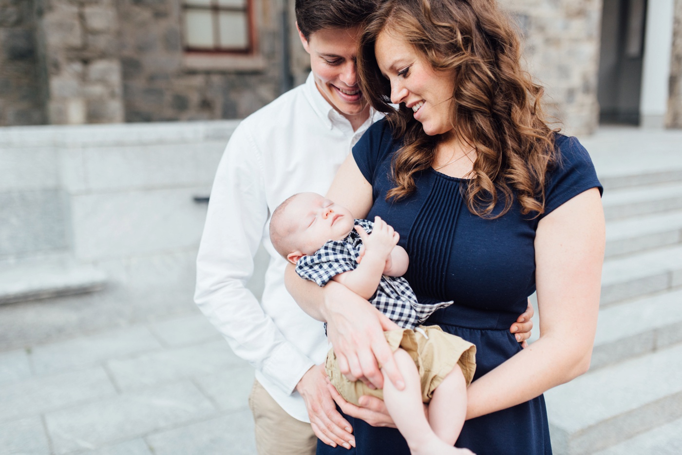 22 - Erika + Andrew - University of Pennsylvania Family Session - Philadelphia Lifestlye Photographer - Alison Dunn Photography photo