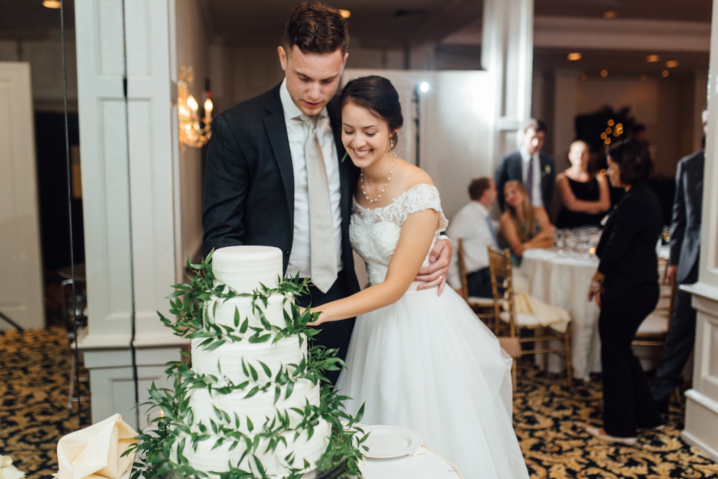 Liz + Matt - William Penn Inn - Gwynedd Pennsylvania Wedding Photographer - Alison Dunn Photography photo