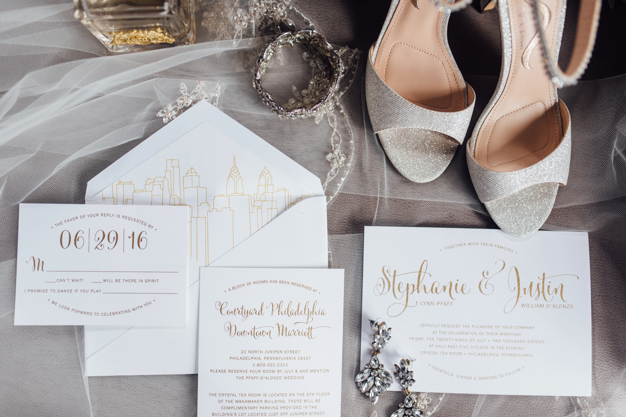 1 - Stephanie + Justin - Crystal Tea Room - Philadelphia Wedding Photographer - Alison Dunn Photography photo