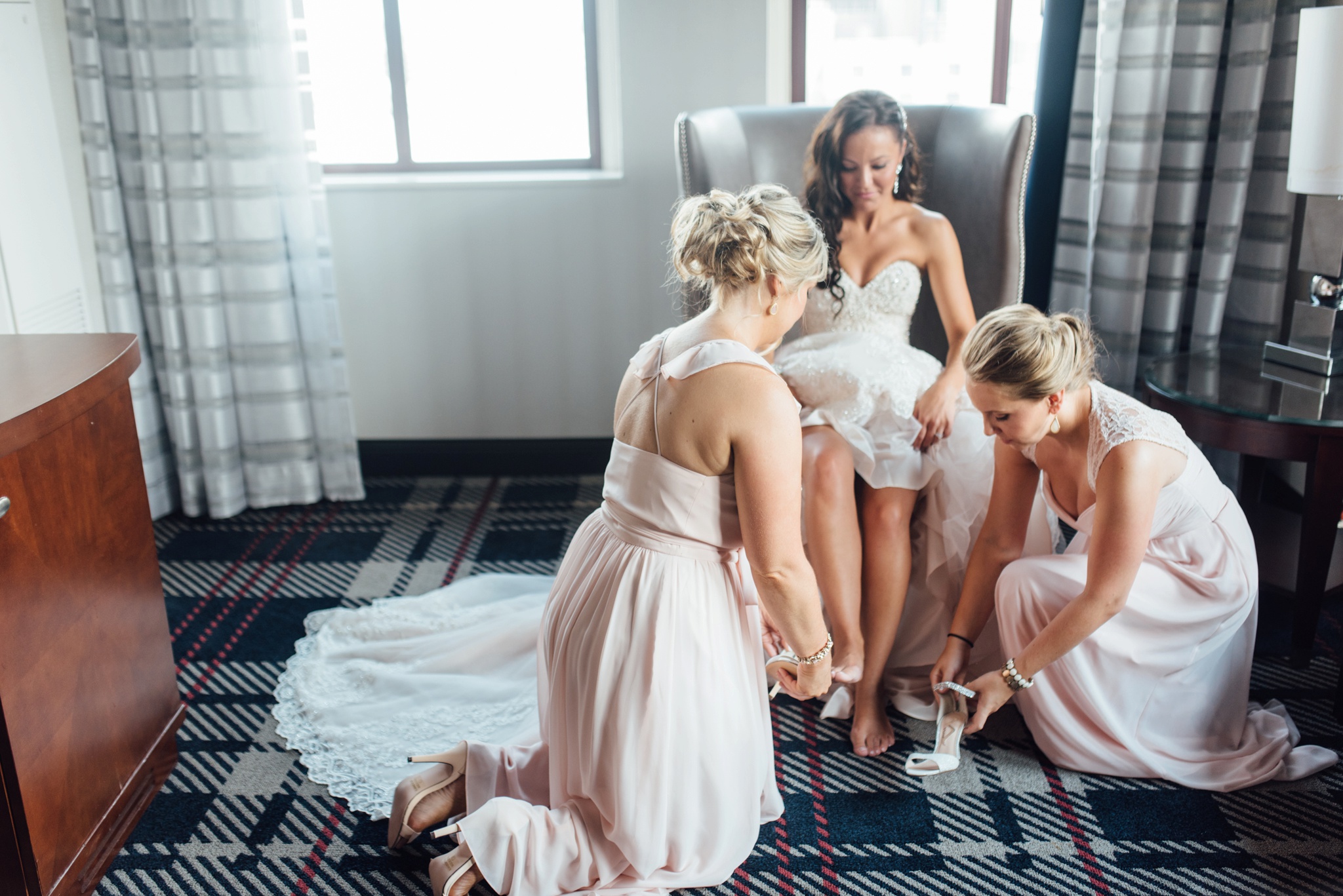 12 - Stephanie + Justin - Crystal Tea Room - Philadelphia Wedding Photographer - Alison Dunn Photography photo