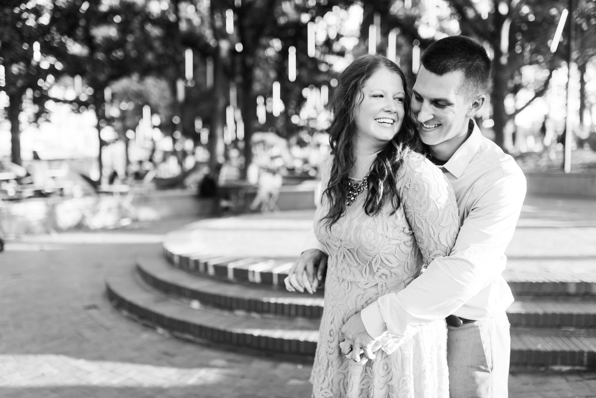 19 - Rachel + Taylor - Spruce Street Harbor Park - Old City Philadelphia Engagement Session - Alison Dunn Photography photo