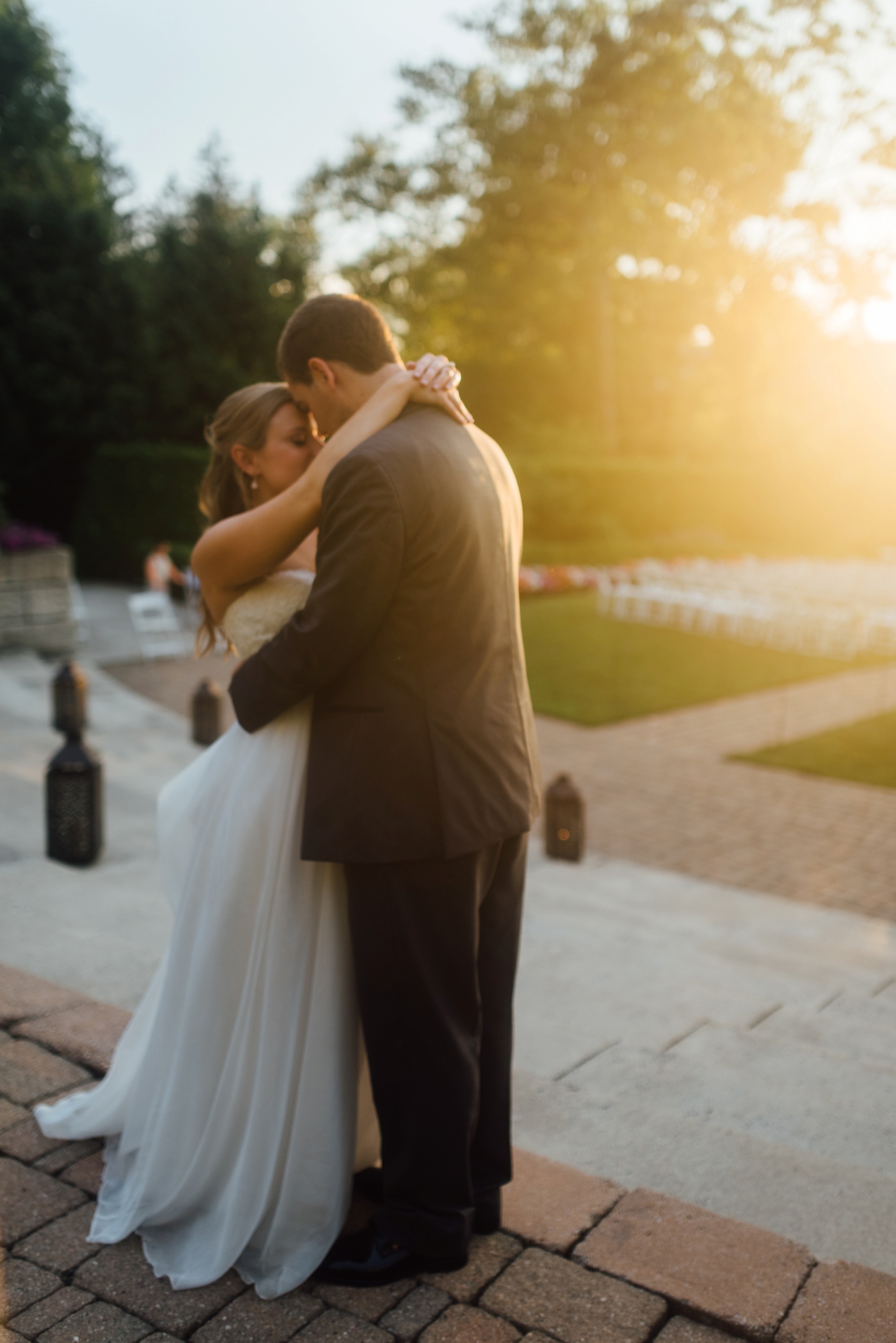 Liz + Vince - Lake House Inn Wedding - Perkasie Pennsylvania Wedding Photographer - Alison Dunn Photography photo