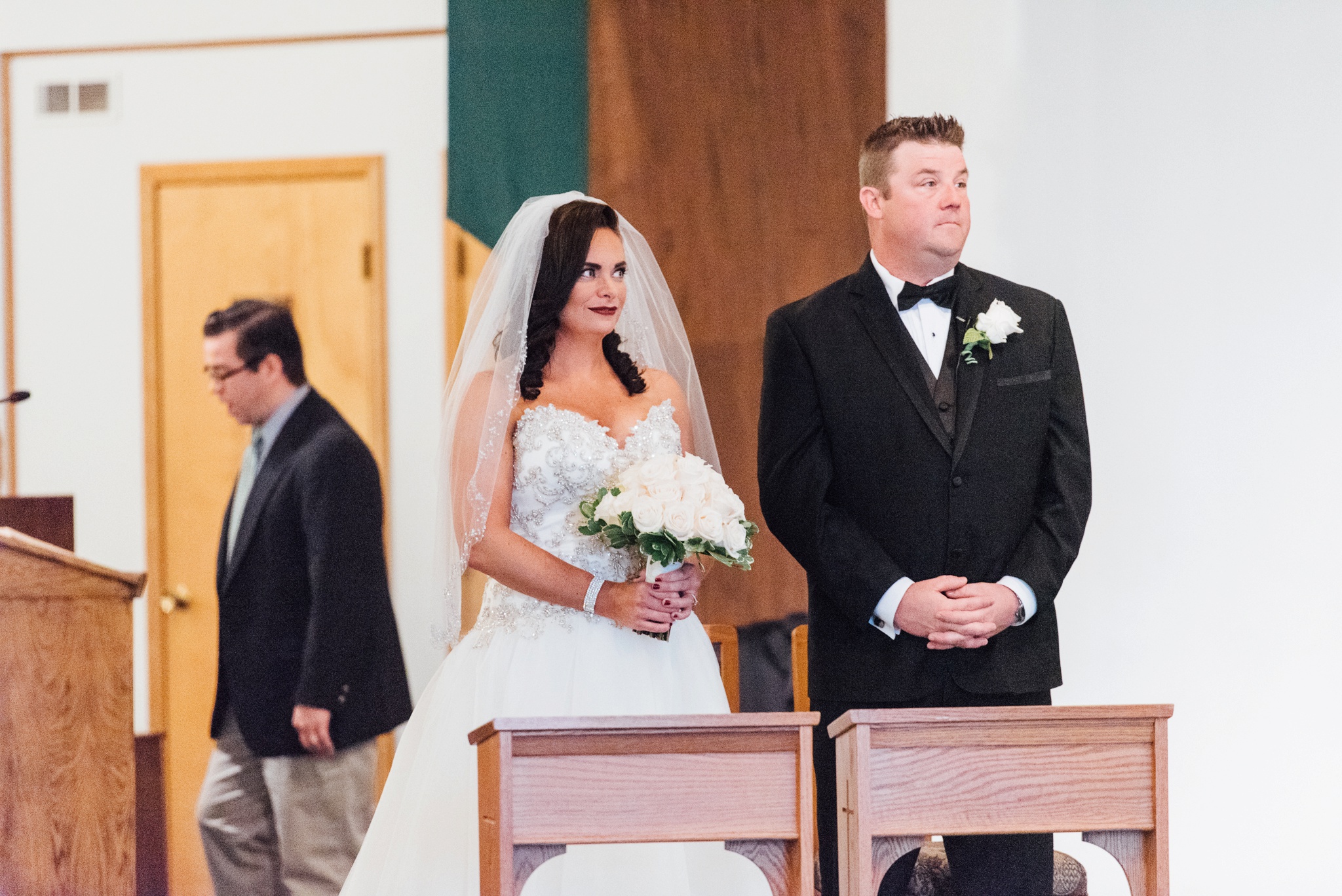 22-lisa-brian-union-league-golf-course-at-torresdale-philadelphia-wedding-photographer-alison-dunn-photography-photo