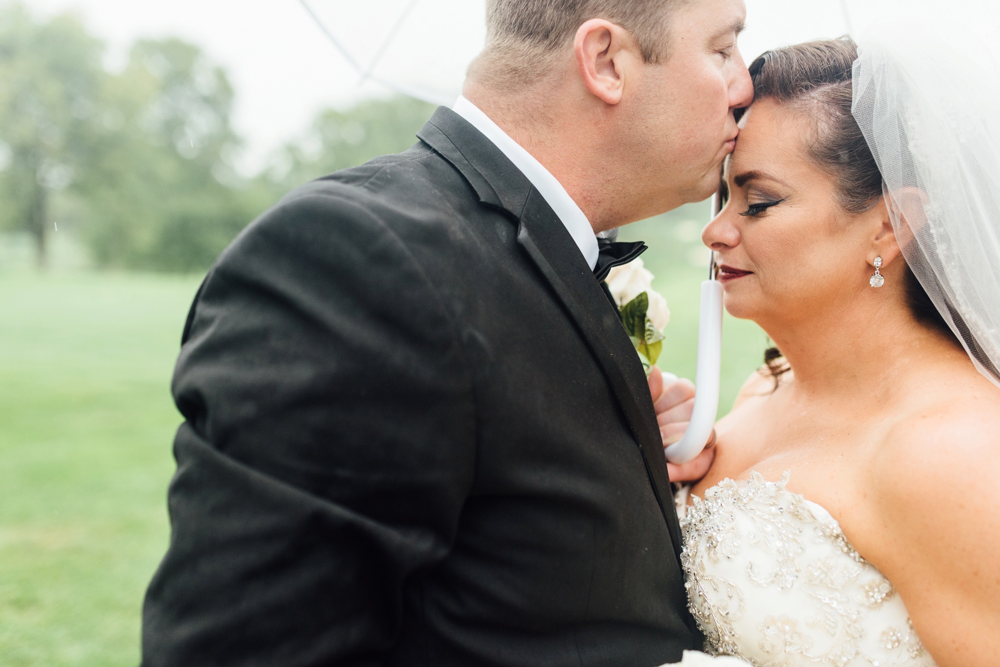 29-lisa-brian-union-league-golf-course-at-torresdale-philadelphia-wedding-photographer-alison-dunn-photography-photo