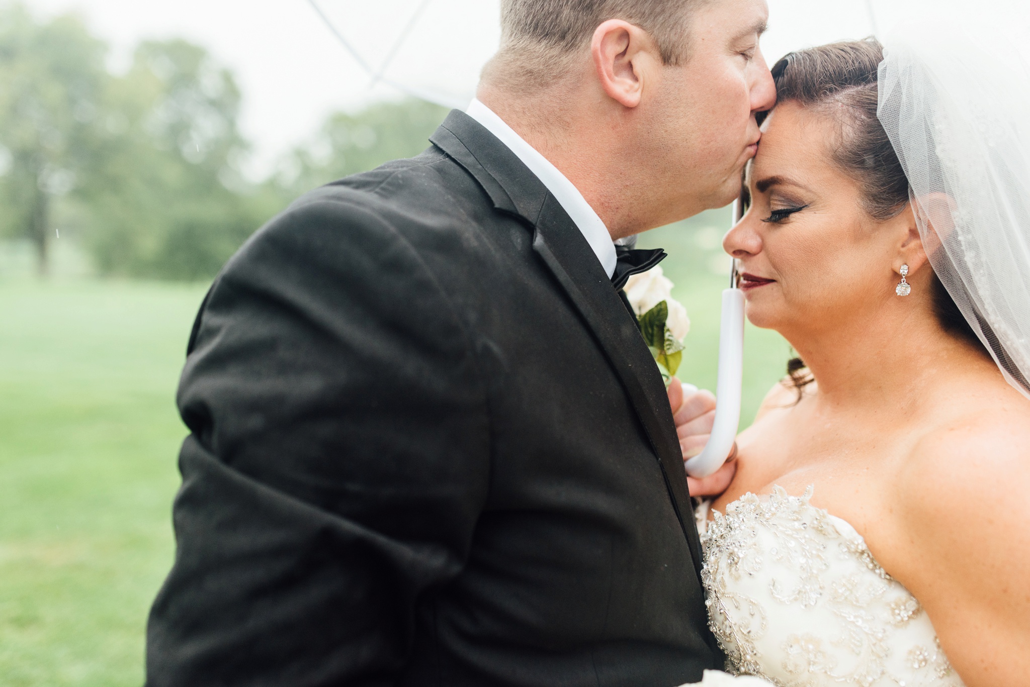 29-lisa-brian-union-league-golf-course-at-torresdale-philadelphia-wedding-photographer-alison-dunn-photography-photo