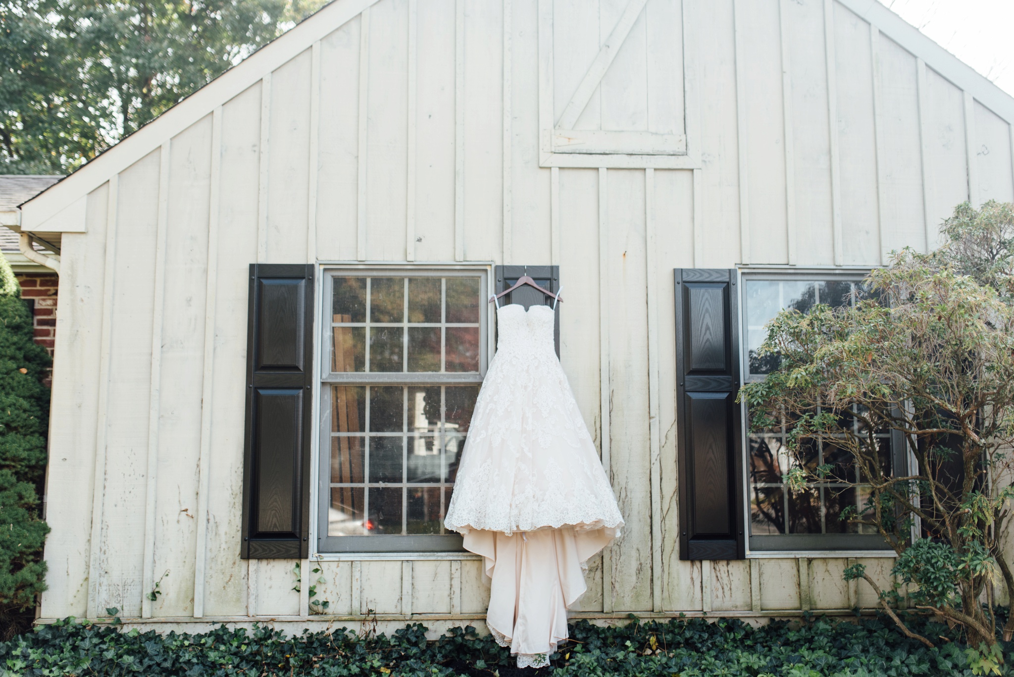 Katie + David - Merion Station Wedding - Alison Dunn Photography photo