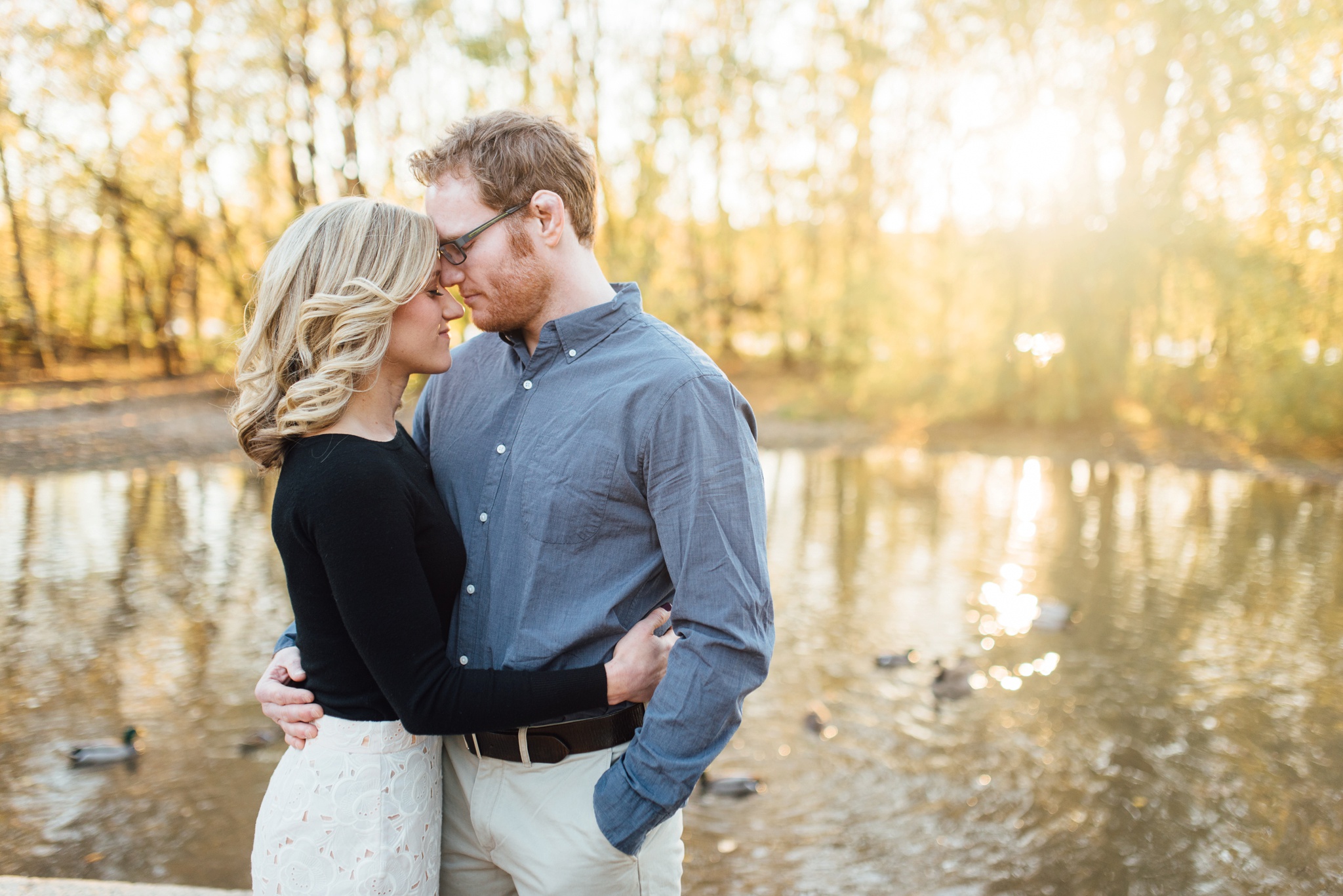 Allie + Jeremy - Philadelphia Art Museum - Fairmount Engagement Session - Alison Dunn Photography photo