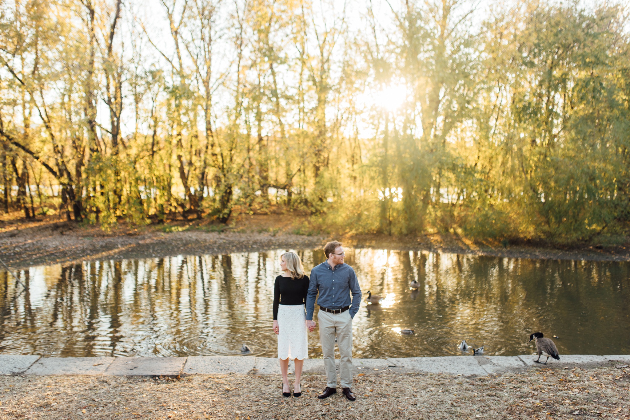 Allie + Jeremy - Philadelphia Art Museum - Fairmount Engagement Session - Alison Dunn Photography photo