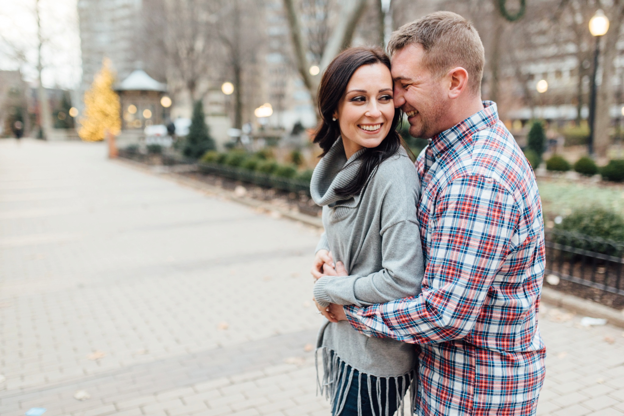 Kerri + Joe - Rittenhouse Square Engagement Session - Alison Dunn Photography photo