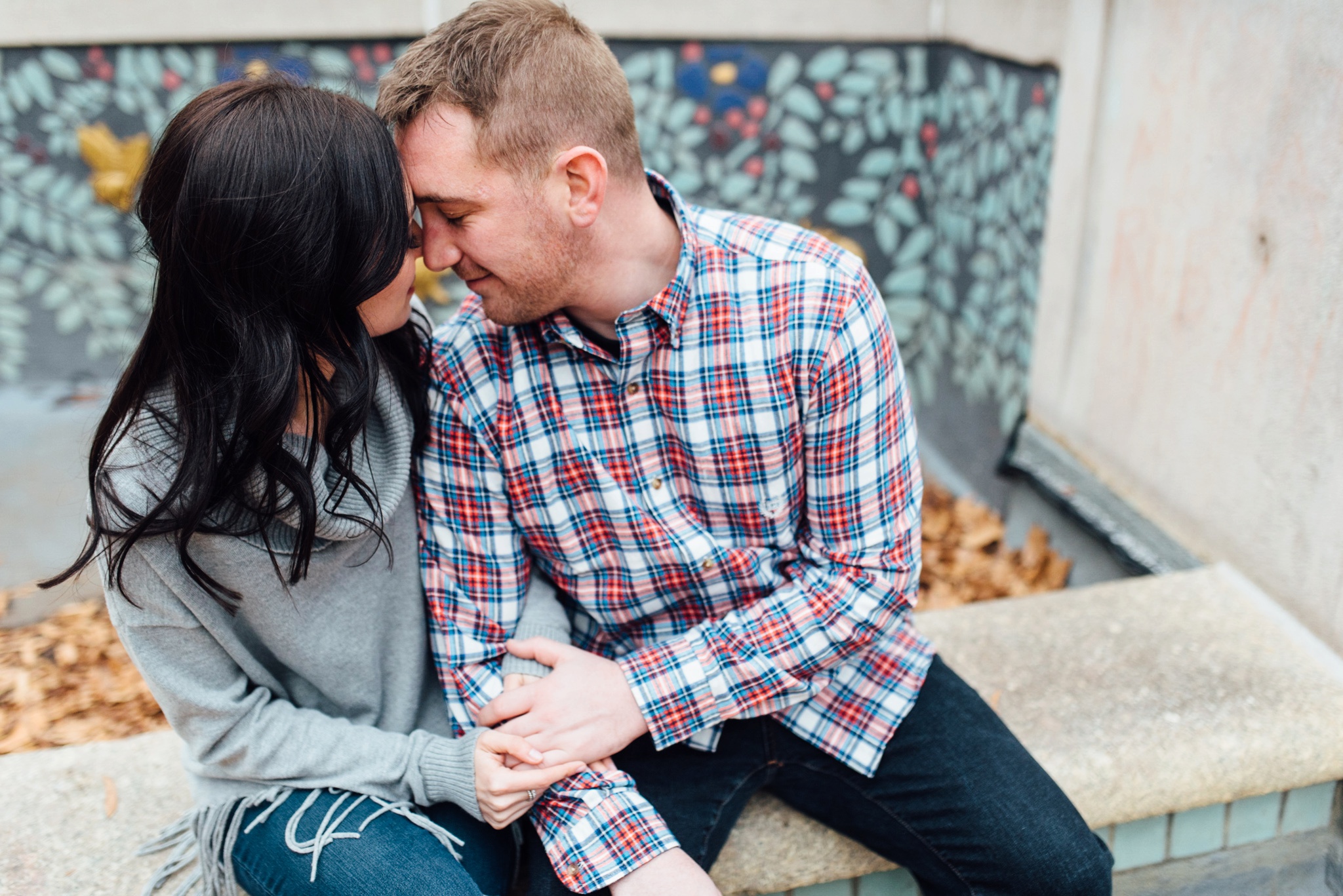 23-kerri-joe-rittenhouse-square-engagement-session-alison-dunn-photography-photo