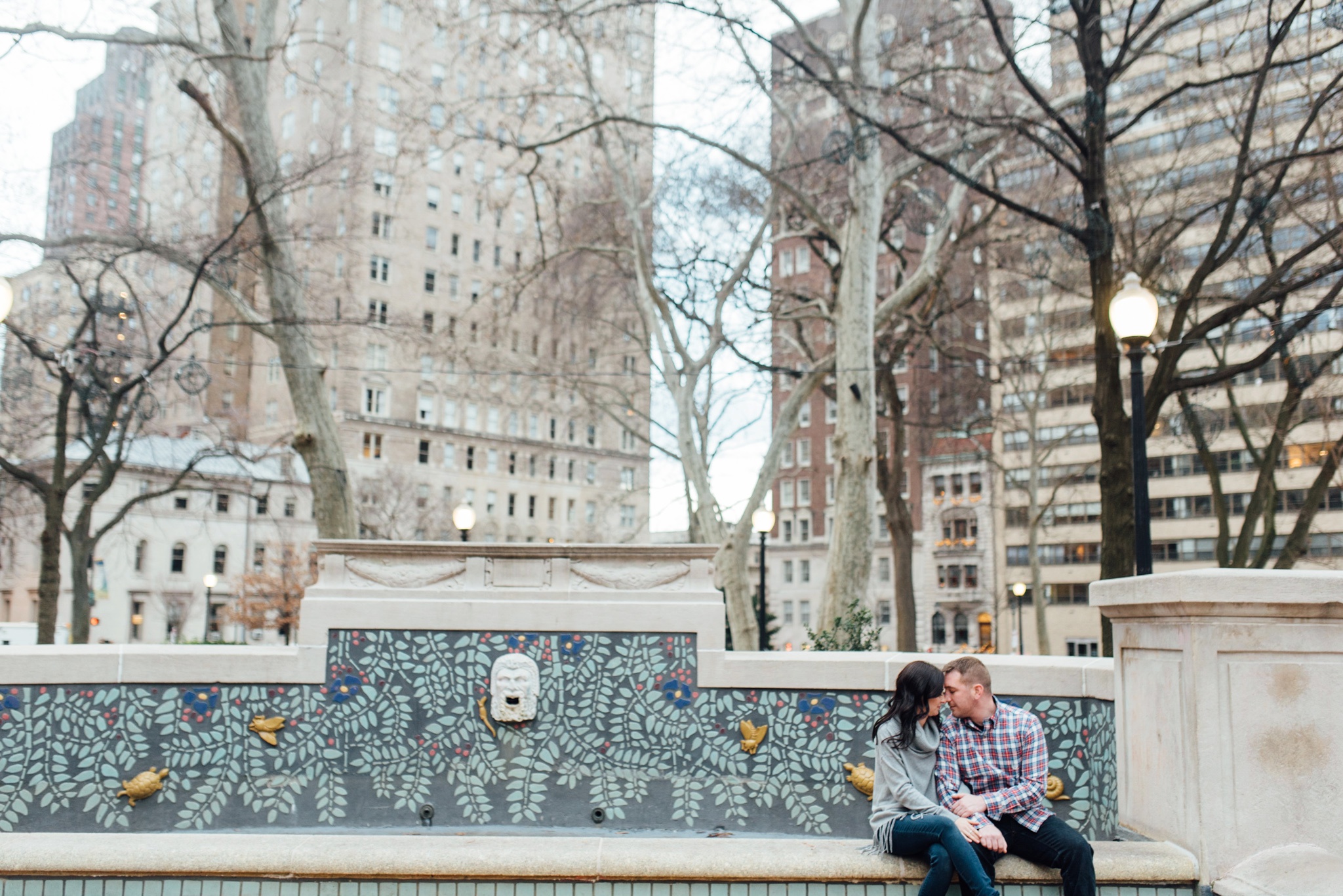 Kerri + Joe - Rittenhouse Square Engagement Session - Alison Dunn Photography photo