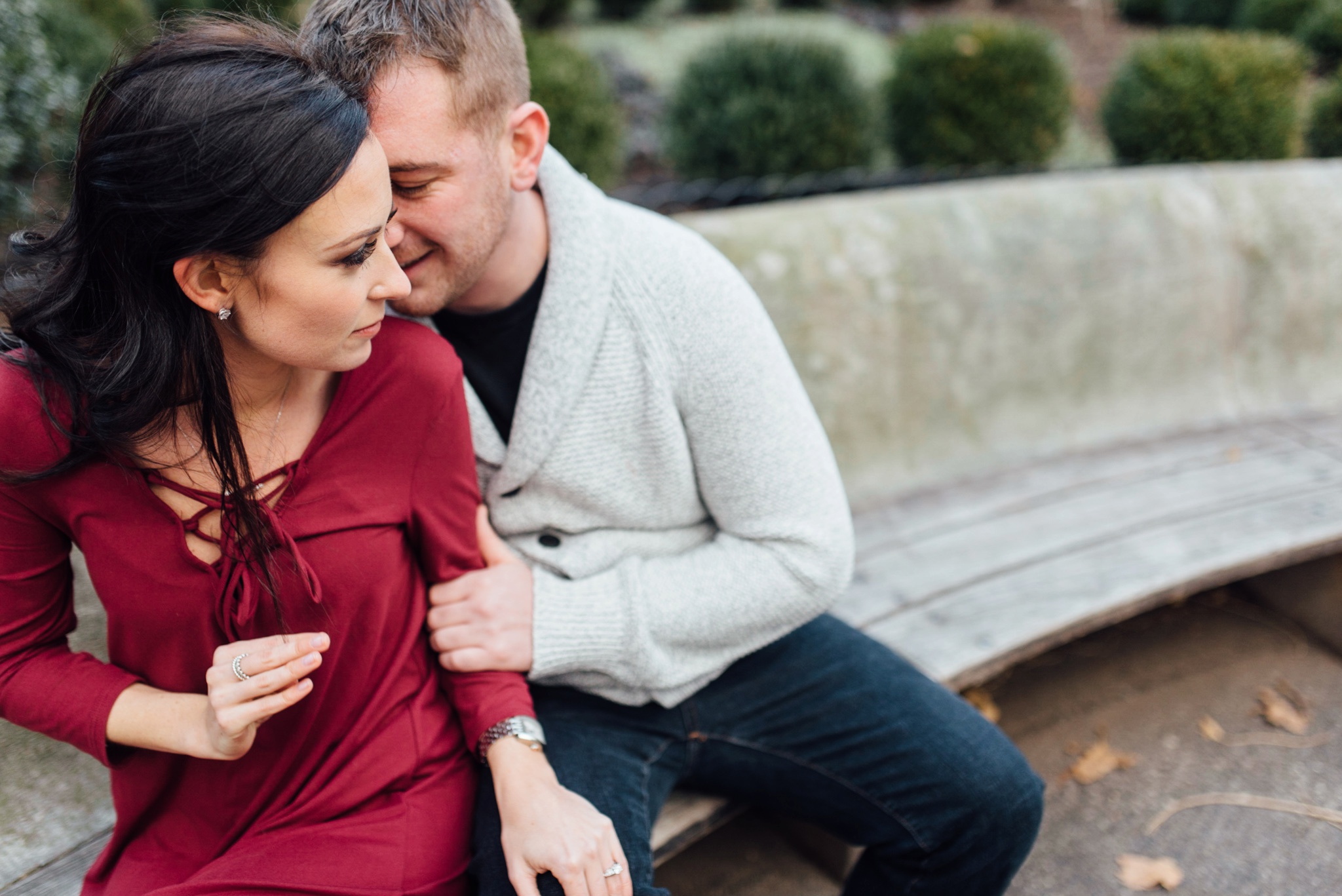 6-kerri-joe-rittenhouse-square-engagement-session-alison-dunn-photography-photo