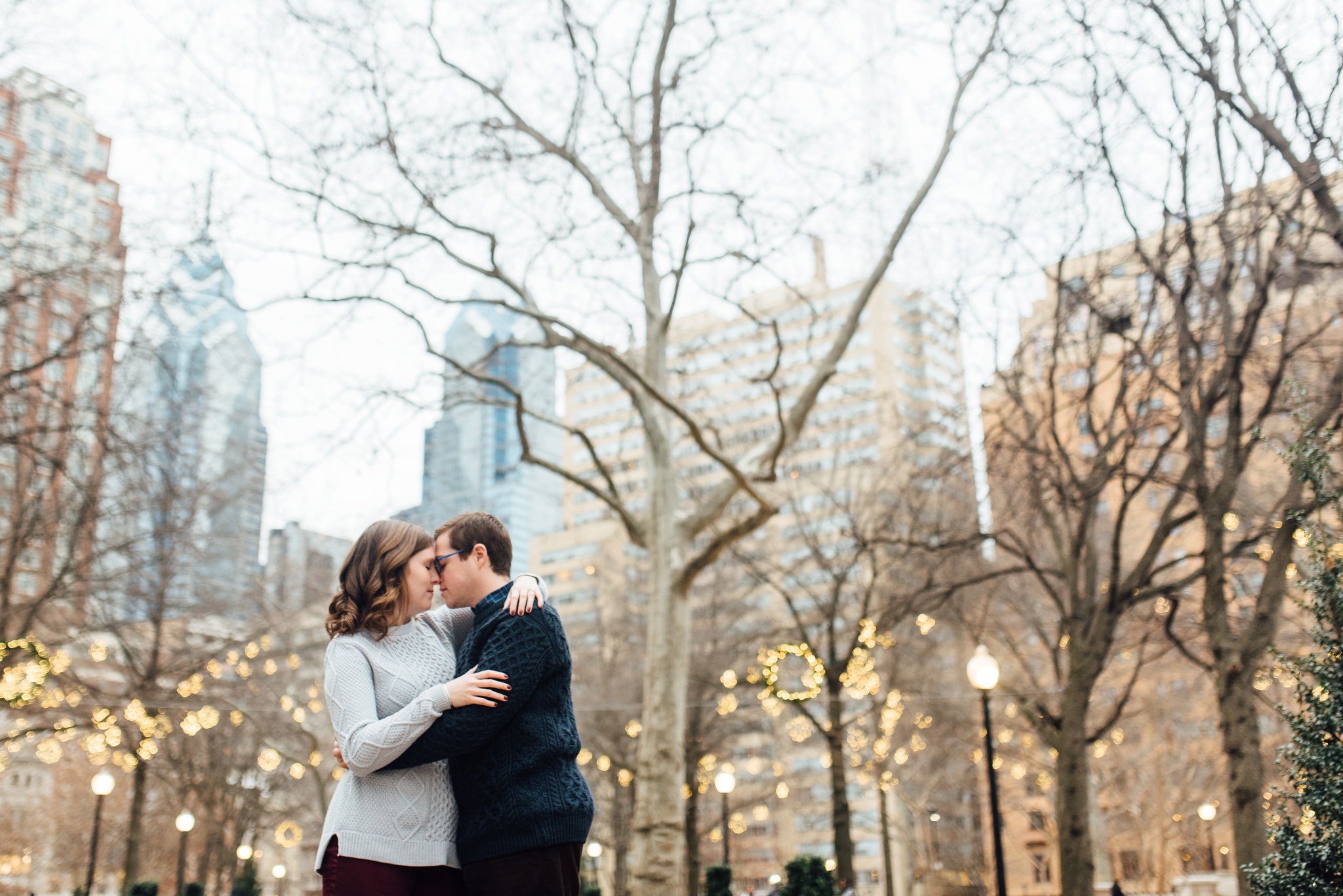 Carolynn + Ryan - Rittenhouse Square Engagement Session - Philadelphia Wedding Photographer - Alison Dunn Photography photo