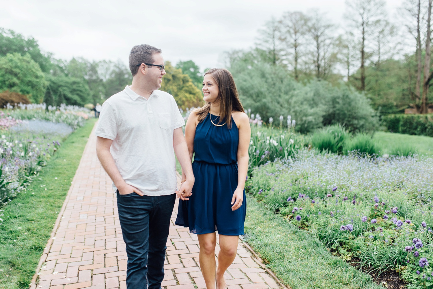 Lauren + Alec - Longwood Gardens Engagement Session - Kennett Square Wedding Photographer - Alison Dunn Photography photo