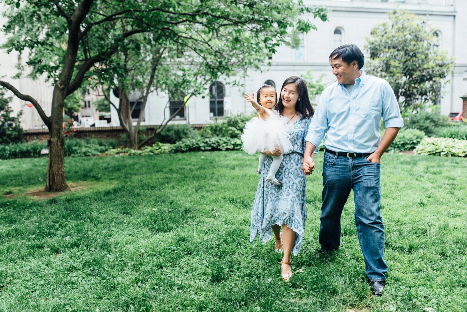 Yang Yoon + Bryan + Katie - Washington Square Park Family Session - Philadelphia Family Photographer - Alison Dunn Photography photo