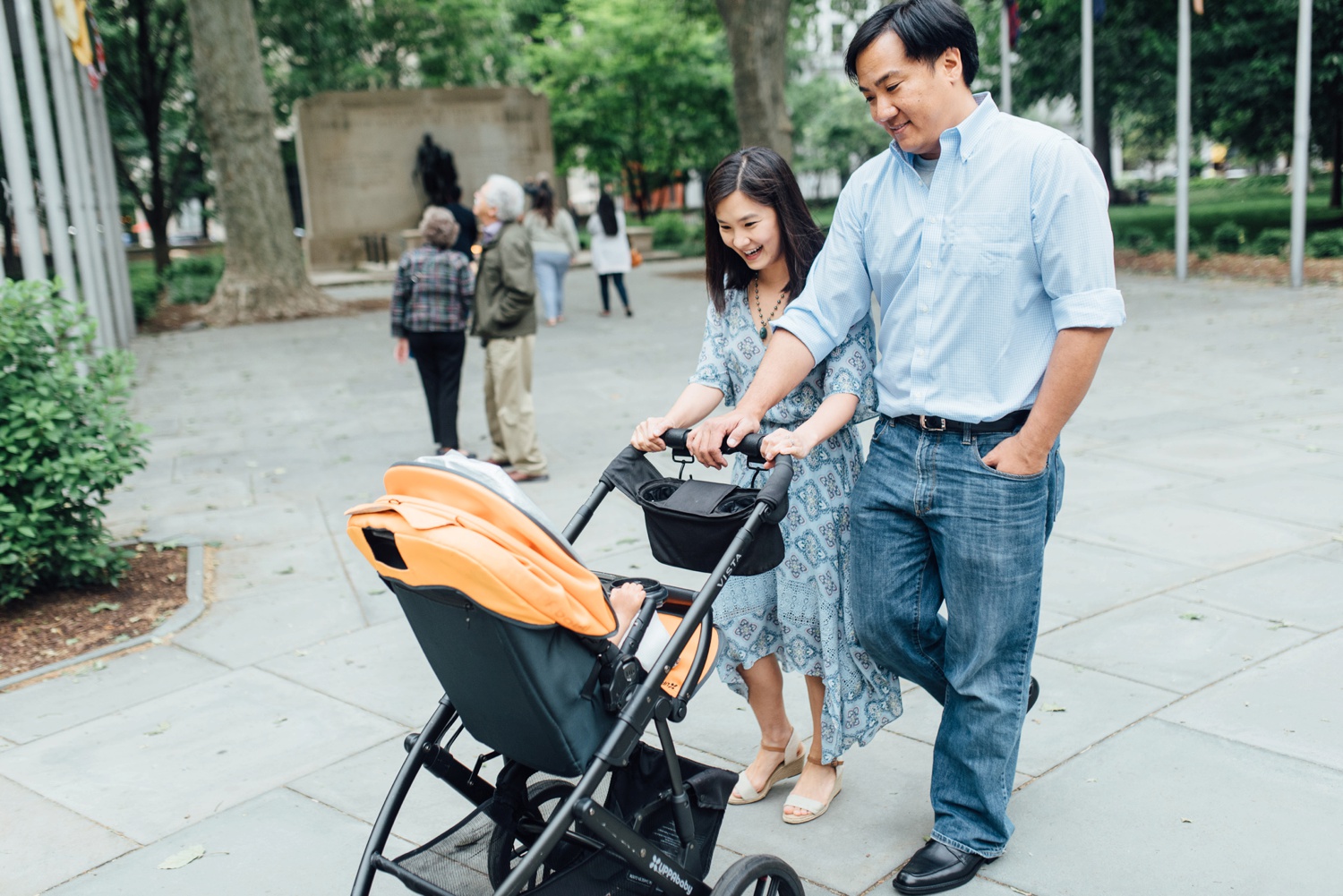 Yang Yoon + Bryan + Katie - Washington Square Park Family Session - Philadelphia Family Photographer - Alison Dunn Photography photo