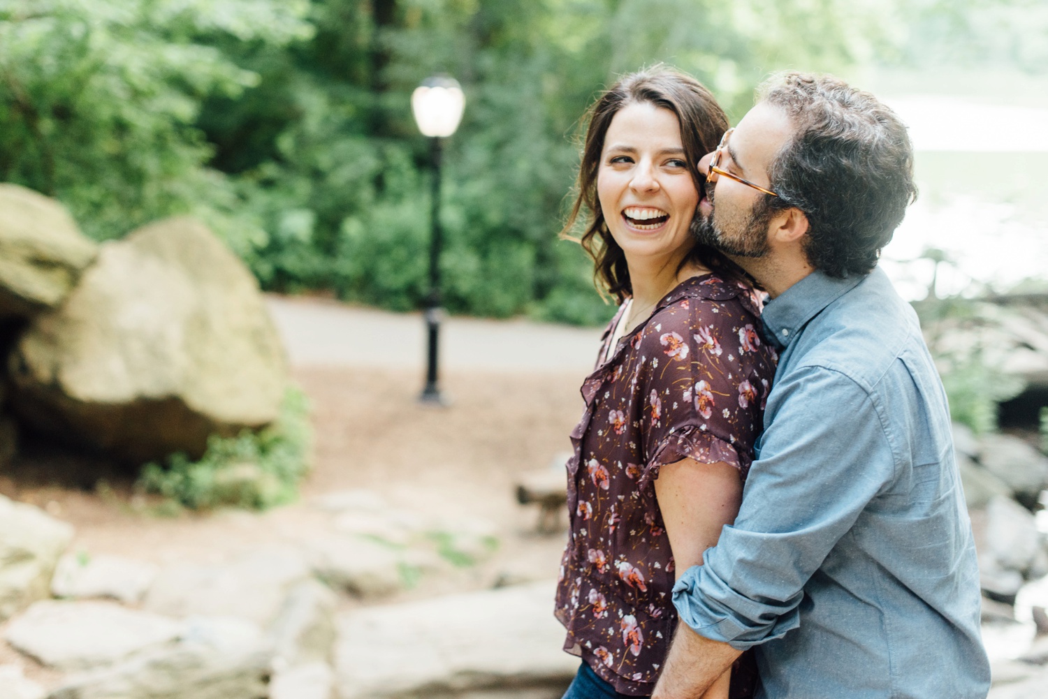 Mollie + Andrew - Central Park Engagement Session - Alison Dunn Photography photo