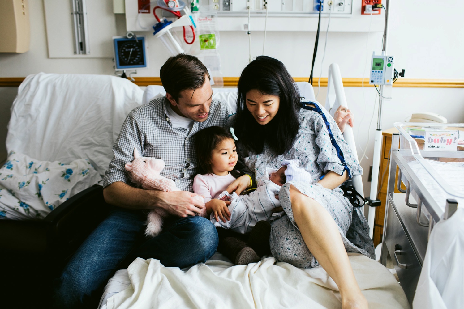 Riley Elise - Fresh 48 - Newborn Photographer - Aaren Lee Photography photo