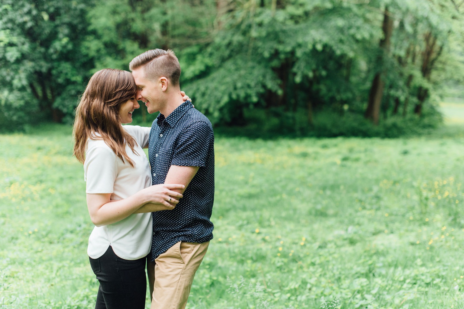 Awbury Arboretum Spring Mini Sessions - Philadelphia Family and Anniversary Photographer - Alison Dunn Photography photo