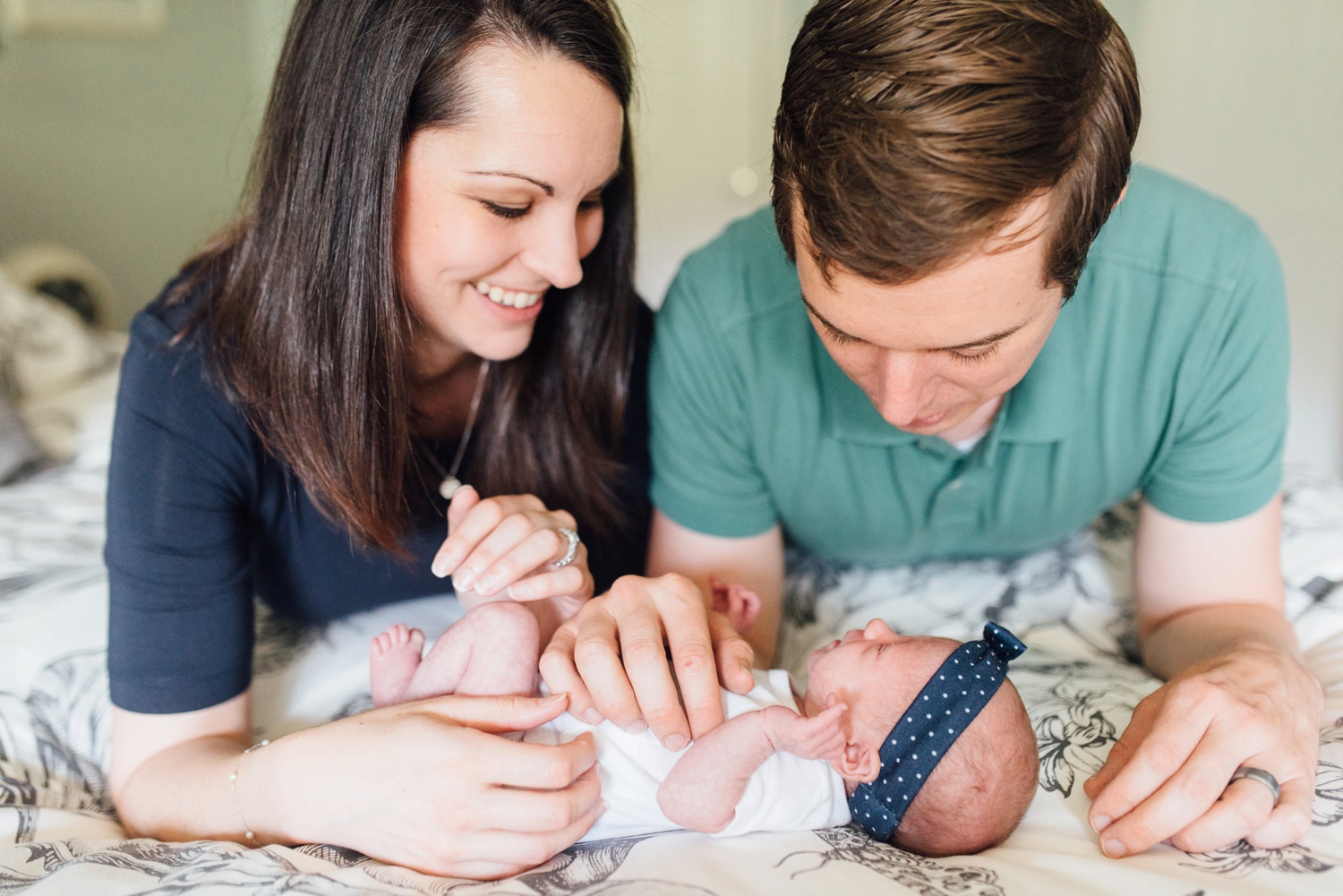 Sandford Family - Media Lifestyle Session - Philadelphia Family Newborn Photographer - Alison Dunn Photography photo