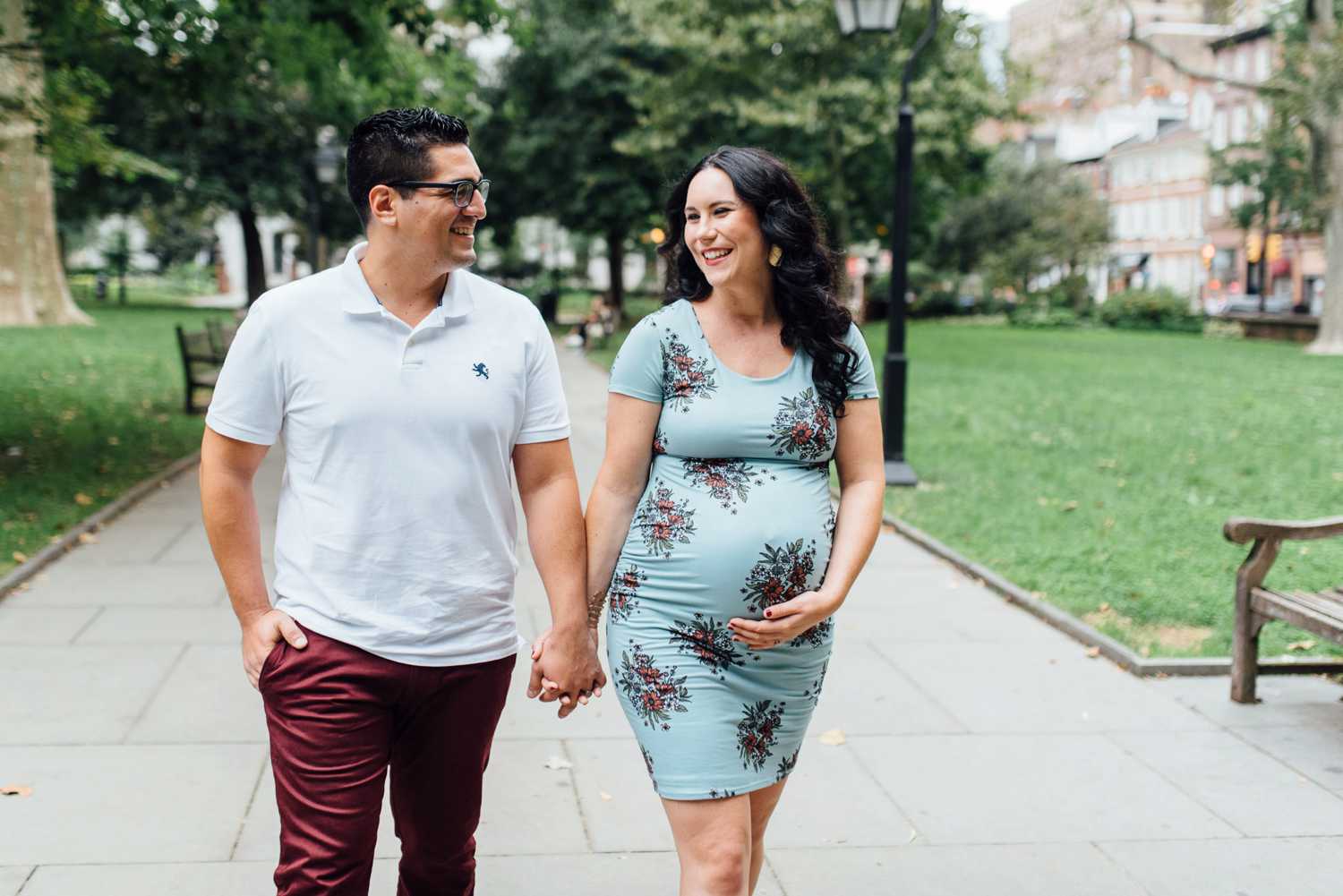 Jeff + Amy - Philadelphia Maternity Session - Washington Square Park - Alison Dunn Photography photo