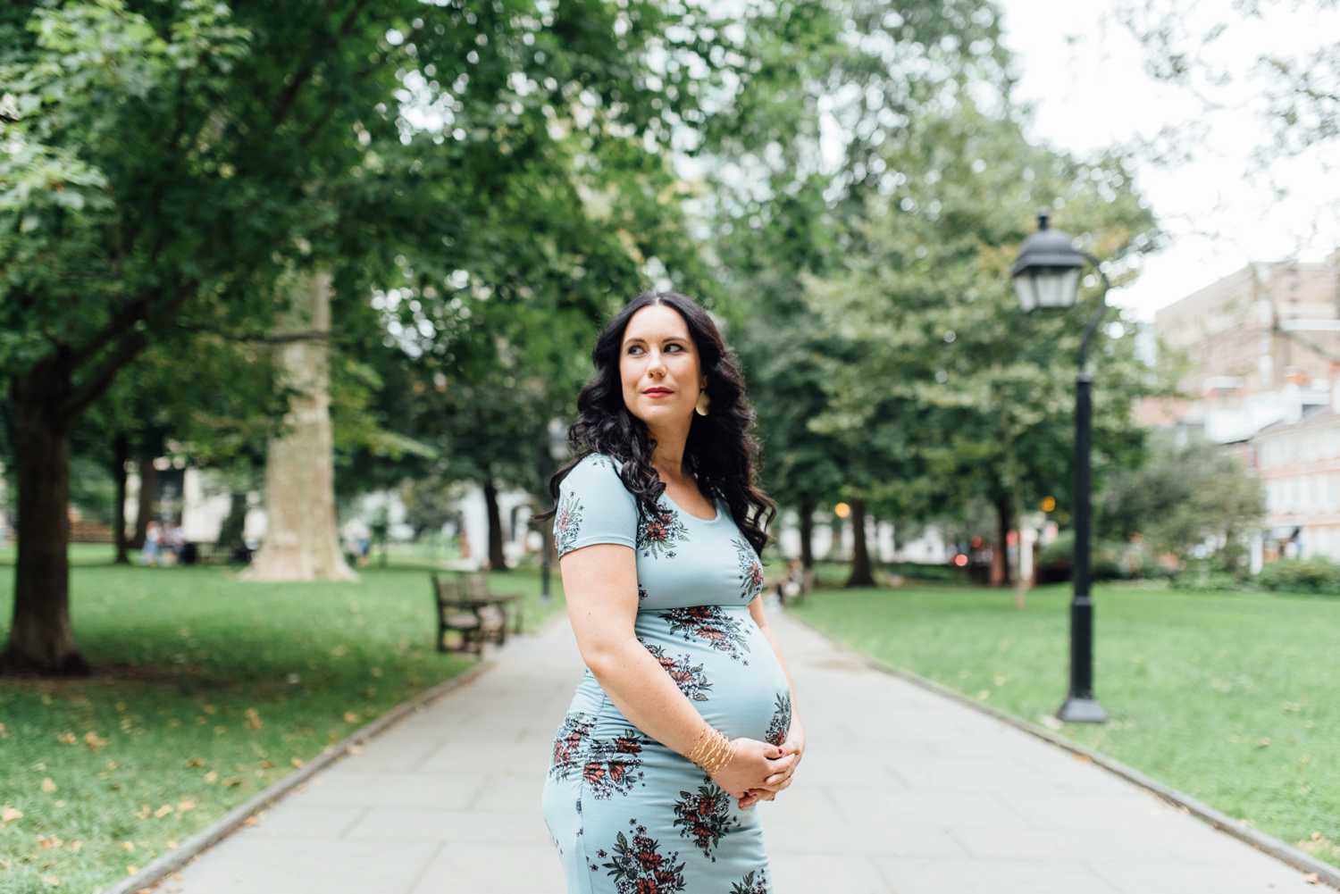 Jeff + Amy - Philadelphia Maternity Session - Washington Square Park - Alison Dunn Photography photo