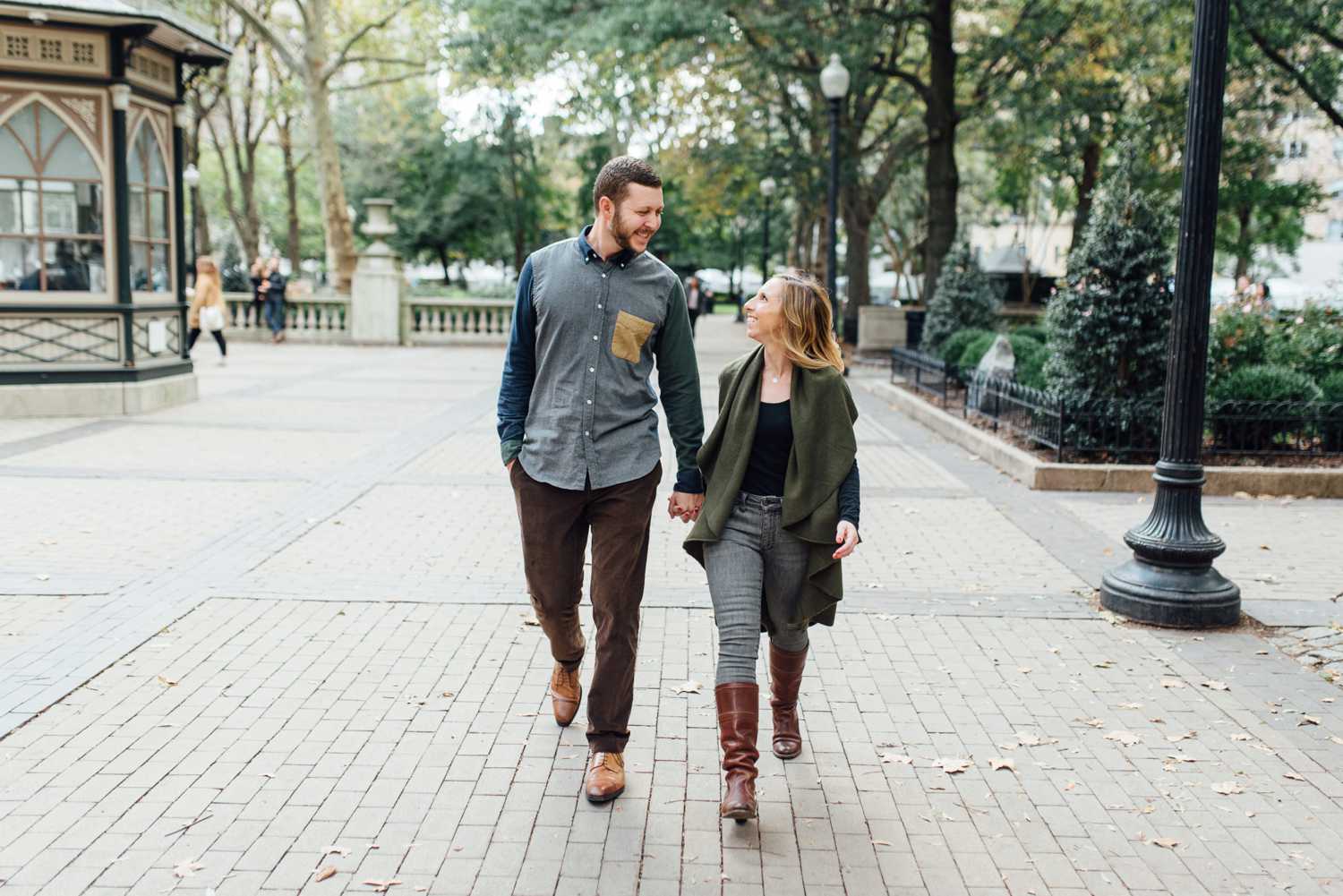 Rachel + Jeff - Rittenhouse Square Engagement Session - Philadelphia Wedding Photographer - Alison Dunn Photography photo