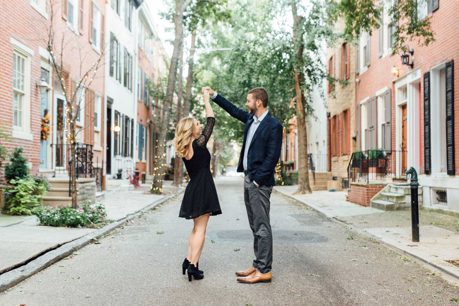 Rachel + Jeff - Rittenhouse Square Engagement Session - Philadelphia Wedding Photographer - Alison Dunn Photography photo