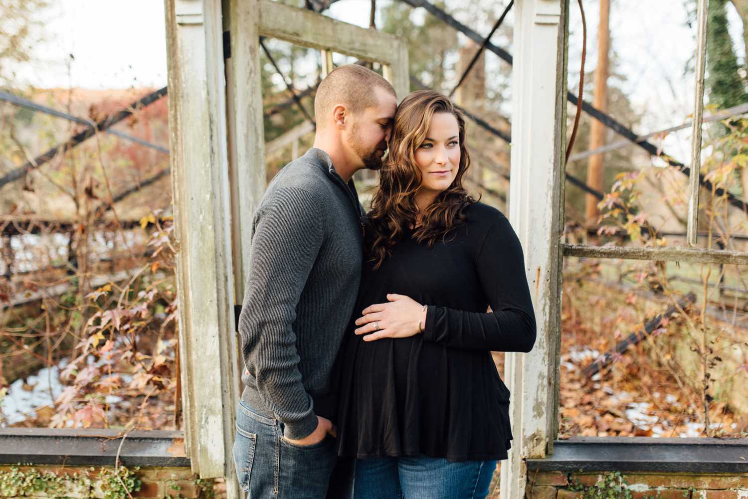 Elizabeth + Tyler - Valley Forge Maternity Session - Philadelphia Anniversary Photographer - Alison Dunn Photography photo