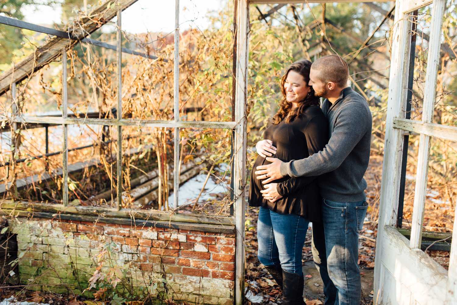 Elizabeth + Tyler - Valley Forge Maternity Session - Philadelphia Anniversary Photographer - Alison Dunn Photography photo