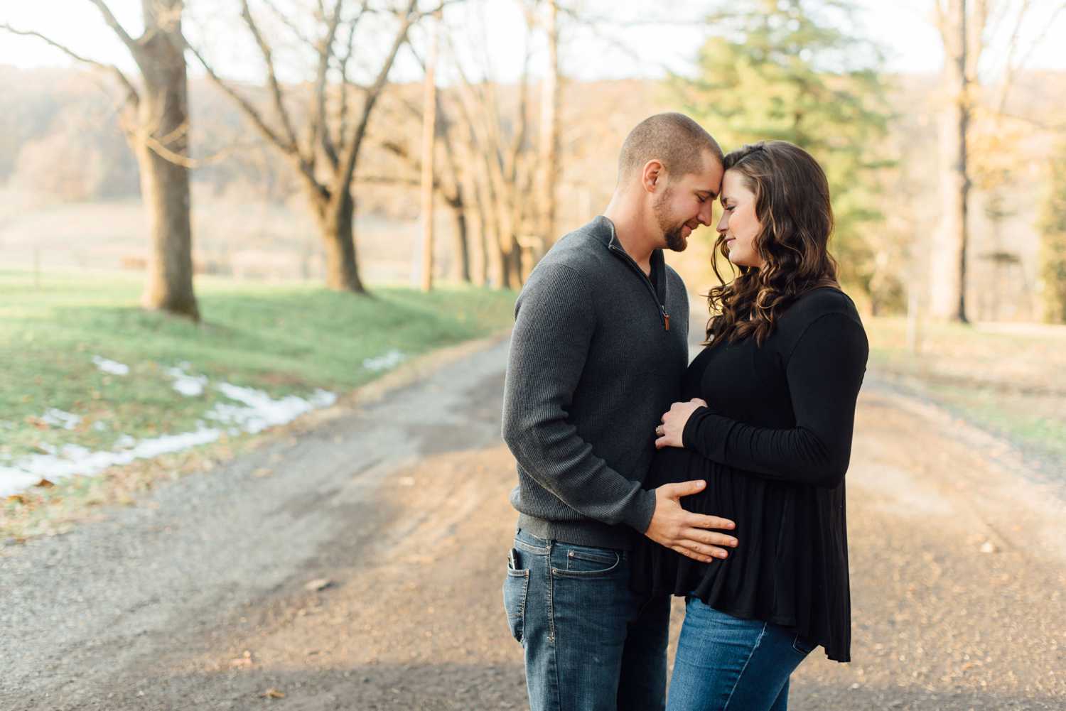 Elizabeth + Tyler - Valley Forge Maternity Session - Philadelphia Anniversary Photographer - Alison Dunn Photography photo