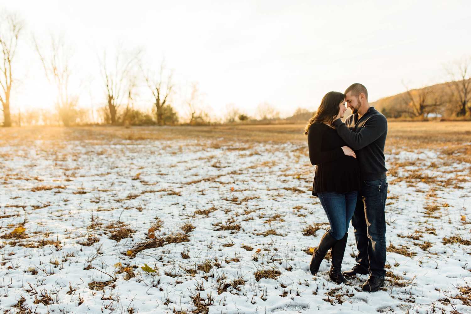 Elizabeth + Tyler - Valley Forge Maternity Session - Philadelphia Anniversary Photographer - Alison Dunn Photography photo