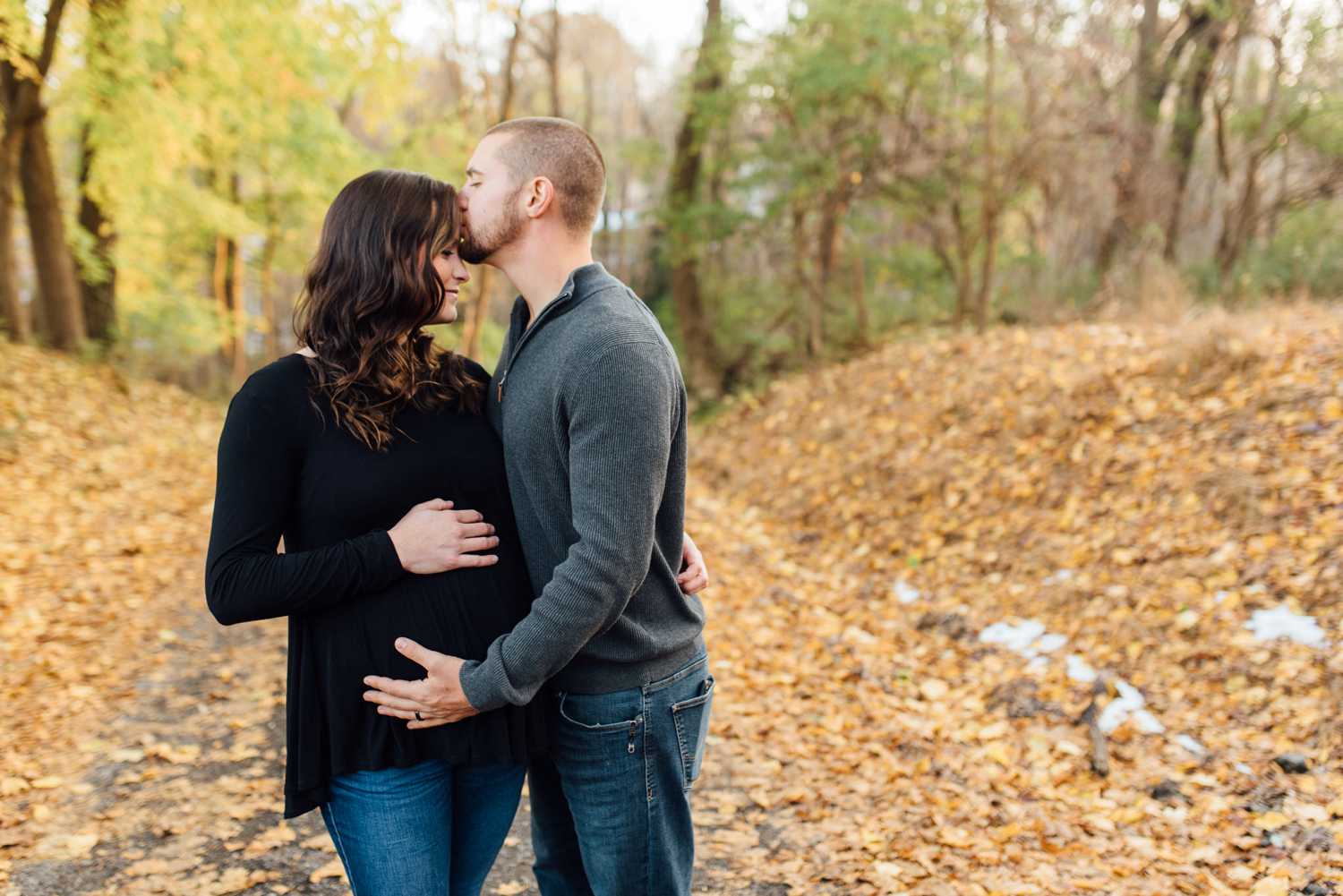 Elizabeth + Tyler - Valley Forge Maternity Session - Philadelphia Anniversary Photographer - Alison Dunn Photography photo